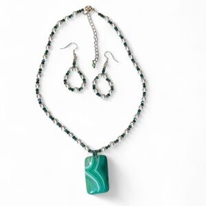Green and Silver Necklace Set with pendant
